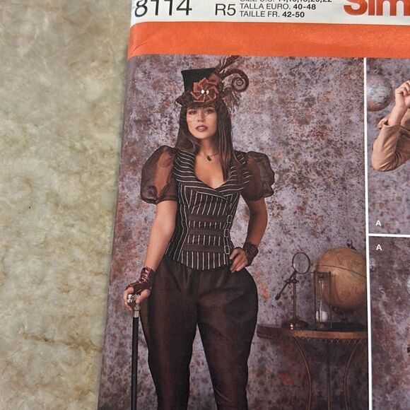 Castlecore Simplicity Fantasy Pattern - Picture 2 of 5